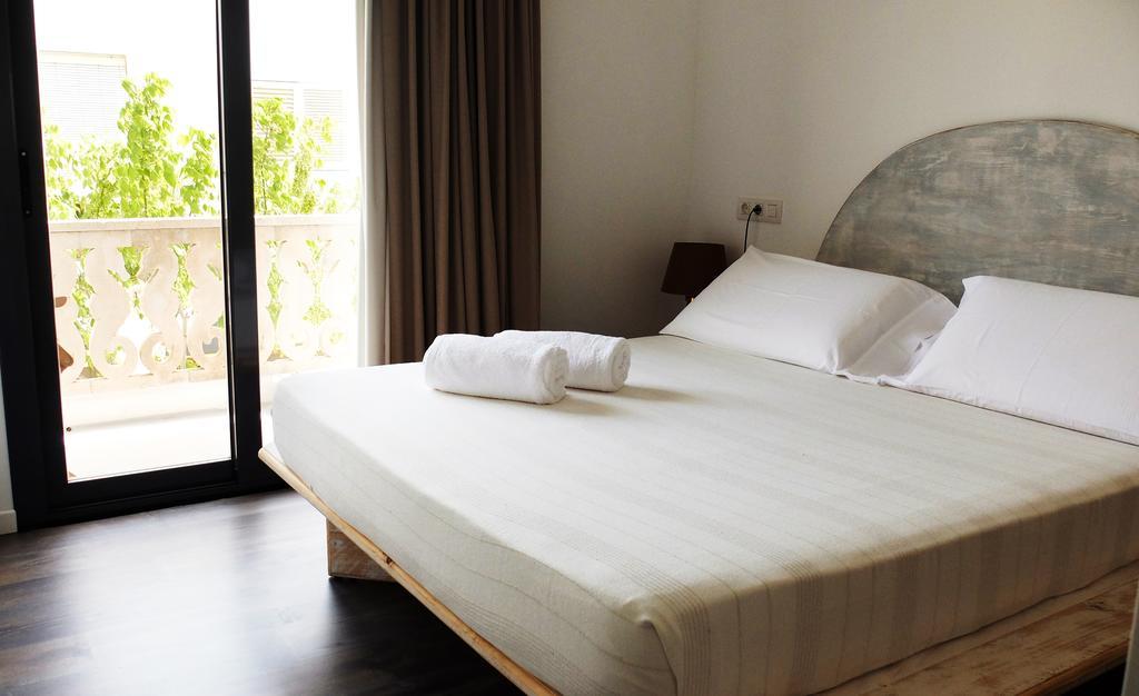 Hostal Bon Sol ซานเฟร์รัน เด เซส โลเกส ภายนอก รูปภาพ